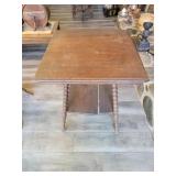 Side Table 24×24×28T (Needs repair)