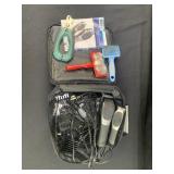 Wahl Haircutting & Touch-up Kit used for Pet