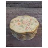 Tin Can with Make Up Pads