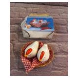 Vintage Chicken Salt And Pepper Shakers