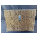 Wood Box contents included Snap fastener tool,