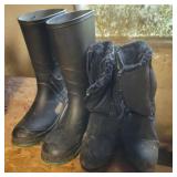 Ladies Sz 9 Rain and Snow boots