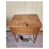 24Wx30Tx18D vintage Morse sewing machine