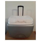 Igloo Ice Cap Roller cooler
