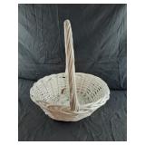 White wicker basket 16 x 16.5 x 15.5