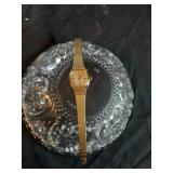 Ladies citizen watch. Gold band has some