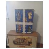 18 piece Nativity Accessory Set and 7 piece
