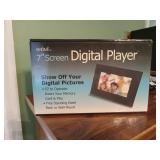 Shomi 7" Screen Digital Player