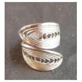 Sarah Coventry wrap ring