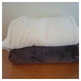 2 "fuzzy" Twin blankets