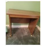 Wood table with extension 27.5-38.5 ï¿½ 26 x 15.5