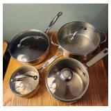 Pots Faberware and cooks