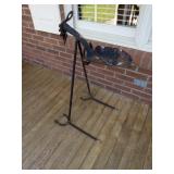 Metal yard decor 22 x 34 x 20. Piece needs to be