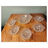 Pressed glass bowl set