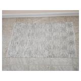44x25 light area rug