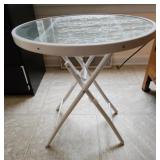 18x19x18 white glass table
