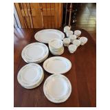 Westburyby WEDGWOOD green floral 43 piece set!