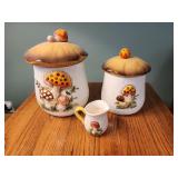 1978 merry mushroom 2 containers and cup Sears