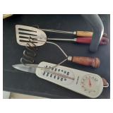 Acurite thermomenter and kitchen utensils