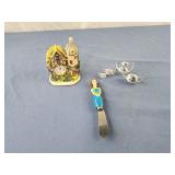 Cheese knife, clock in resin house, small