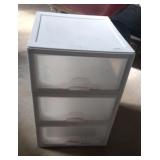 3 plastic sterilite plastic totes