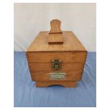 VINTAGE GRIFFIN SHINEMASTER WOOD SHOE SHINE BOX