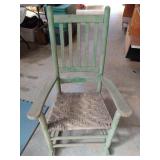 Vintage rocking chair 28.5 x 24 x 40.5. Arm needs