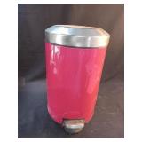 Metal trash can 10 x 16.5