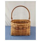 Vintage basket 10x7x13