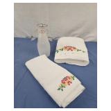 Christmas towels and snowman with magnetic arms