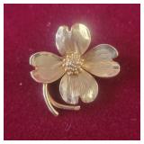 14kt Gold Dogwood Pin 2.2g (0.08oz)