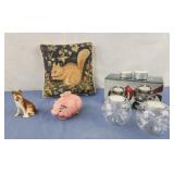 Tea light Waterlights plastic, squirrel pillow,