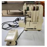 Singer Ultralock 14U32A Serger Sewing Machine W/