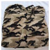 Size 3x fleece camo hoodie