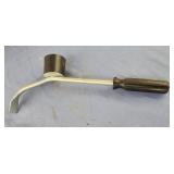 Wheel Cover Puller & Replacer