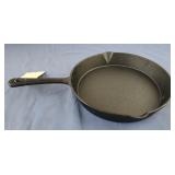 10" cast iron pan pre-seasoned