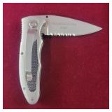 Winchester 2005 Schraded Blade Folding Knife- 4