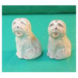 Sheep dog salt and pepper shaker set. 2.5"