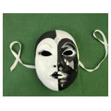 Black and white masquerade mask 9"