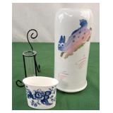 Misc flower vases. 1 has a ting chip on inside