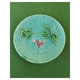 Majolica Basketweave Grapes Leaves 7 Inch
