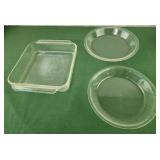 Anchor hocking 8x8 glass dish and 2 pyrex pie