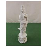Chinese Kwan Yin White Porcelain Figurine Blanc