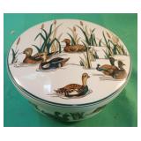 Hankook ducks trinket bowl with lid