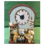 Bear kitchen battery powered clock. Does work.