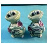 Set of White Lake frogs salt and pepper shakers