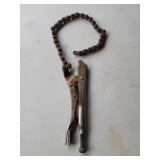 Vise grip locking chain