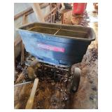 Huskee 175 spreader
