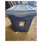 Rubbermaid 22 gal tote