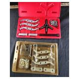Gear puller sets